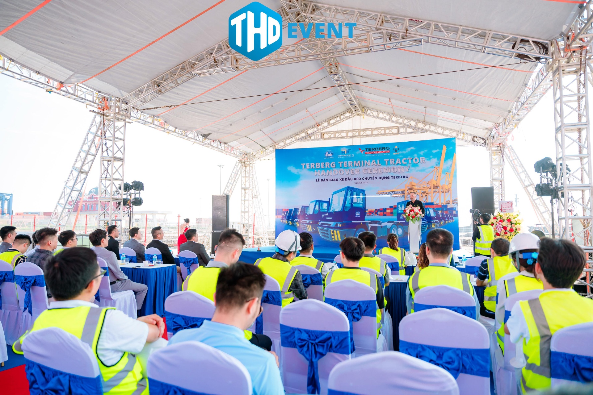 CÔNG TY CỔ PHẦN MIFU | LỄ BÀN GIAO XE ĐẦU KÉO TẠI CẢNG HẢI PHÒNG PORT TIL - Hình 1