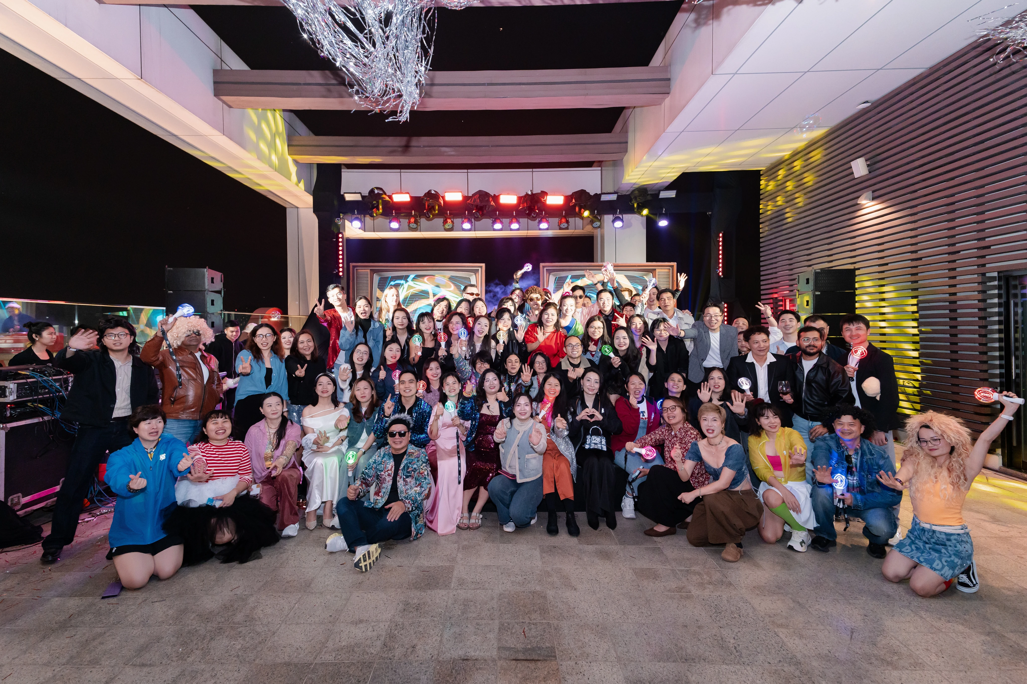 ✨ 𝐎𝐍 VIỆT NAM | YEAR END PARTY | HƠI THỞ THẬP NIÊN SÔI ĐỘNG