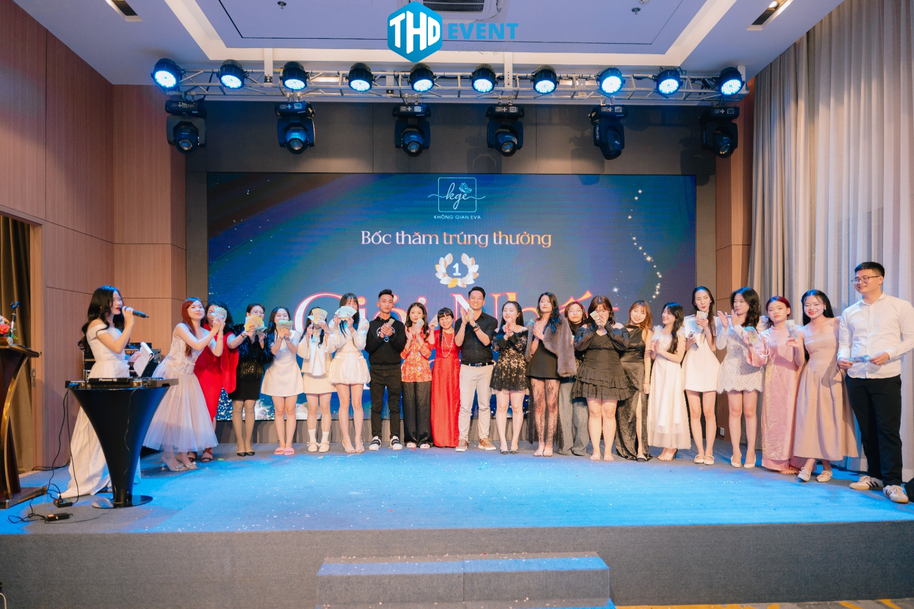 KHÔNG GIAN EVA | YEAR END PARTY - Hình 3