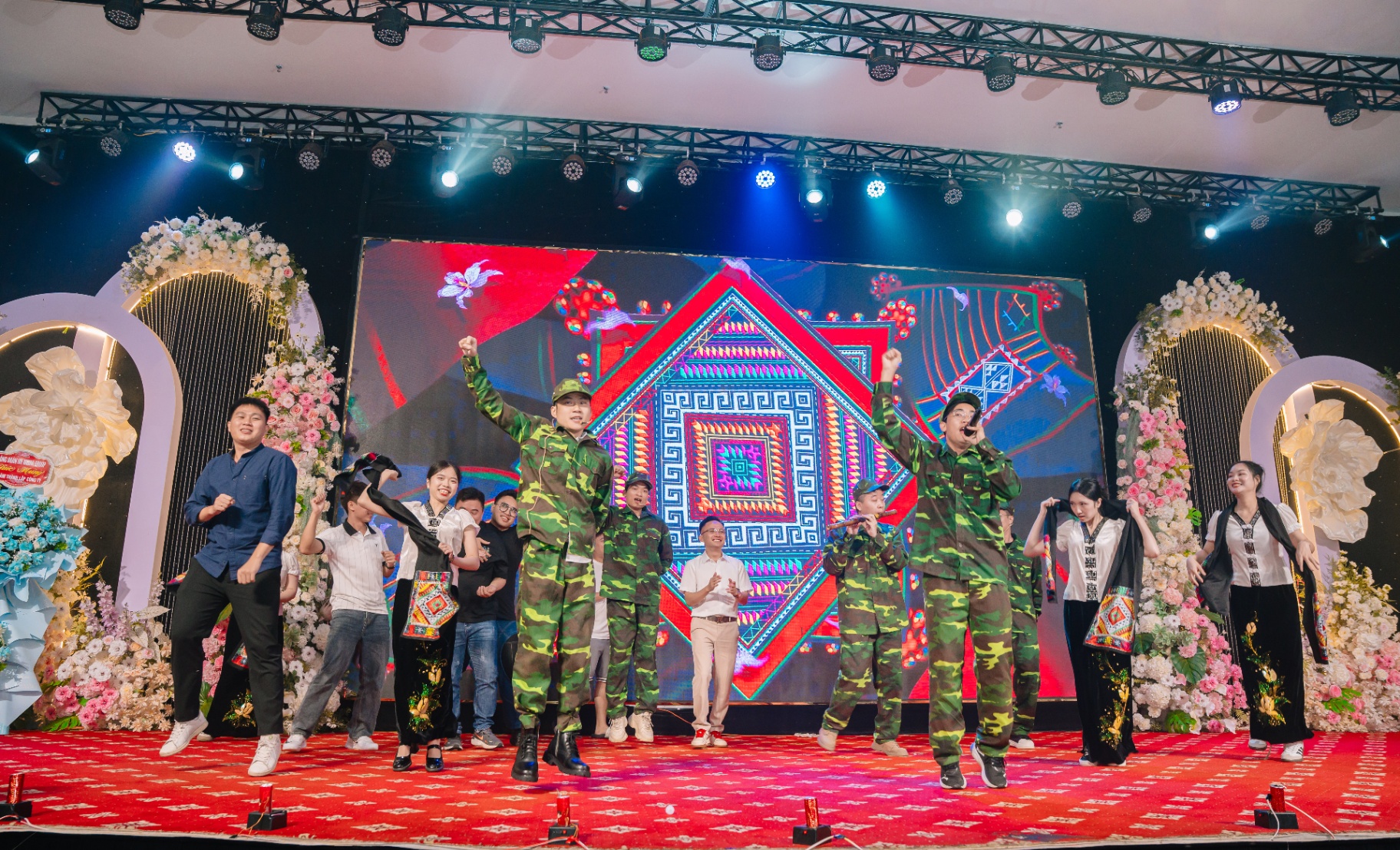 TOP TIẾT MỤC BIỂU DIỄN KHUẤY ĐỘNG YEAR END PARTY CHO DOANH NGHIỆP - Hình 2