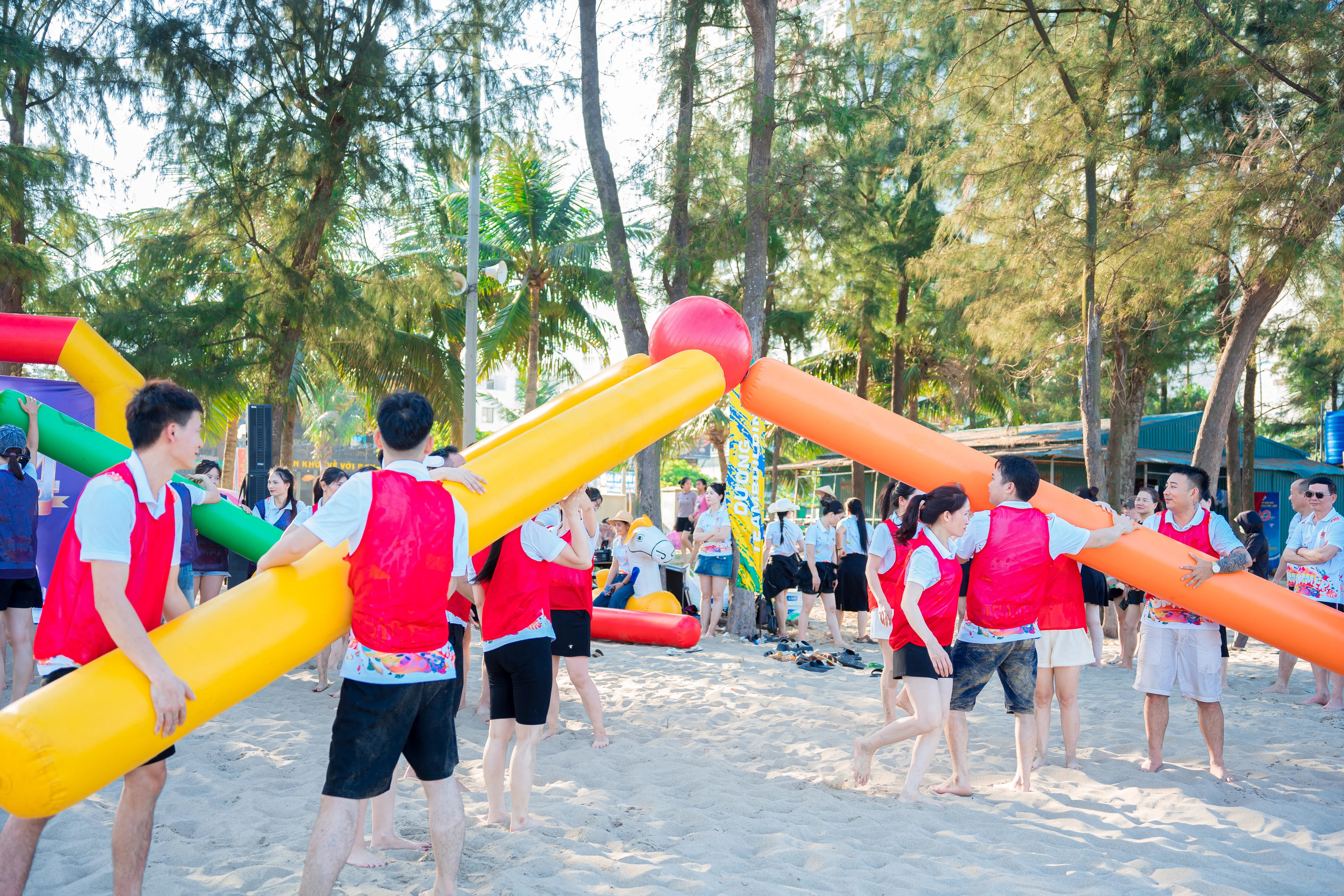 𝐂𝐎𝐌𝐏𝐀𝐍𝐘 𝐓𝐑𝐈𝐏 HOÀNG ĐẠT | KỶ NIỆM 14 NĂM THÀNH LẬP - Hình 4